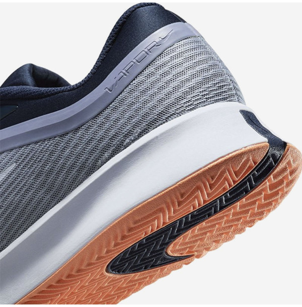 Теннисные кроссовки Nike Zoom Vapor Pro 3 Clay HQ6034-400