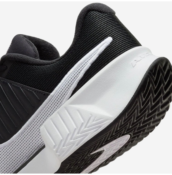 Теннисные кроссовки Nike Zoom GP Challenge Pro Clay FJ7767-001