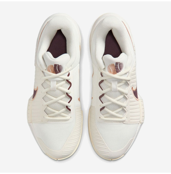 Теннисные кроссовки Nike Zoom GP Challenge Pro Premium HC IB6560-109